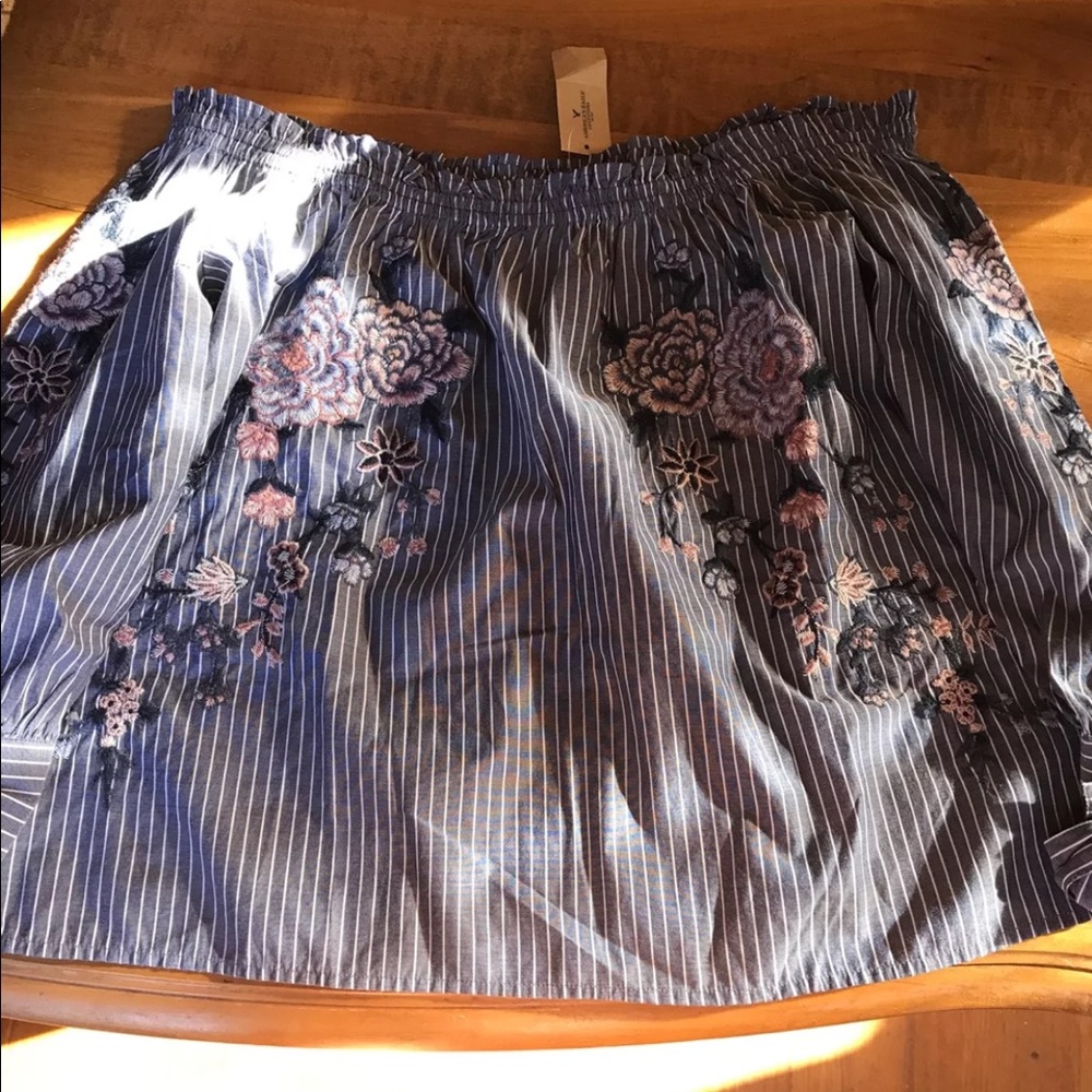 American eagle Floral off the should blouse